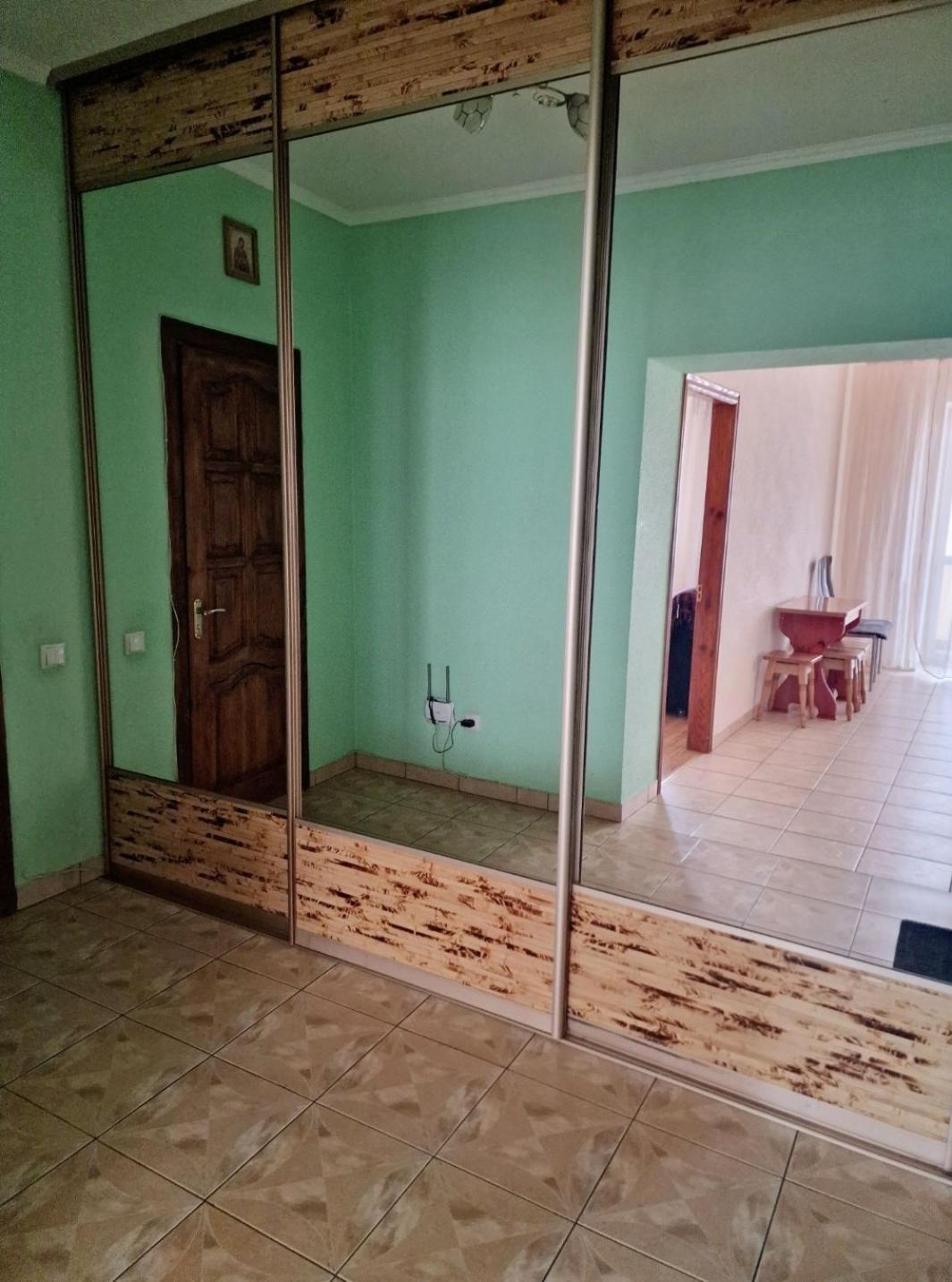 Apartment On Kravchuka, 11B Lutsk Ngoại thất bức ảnh