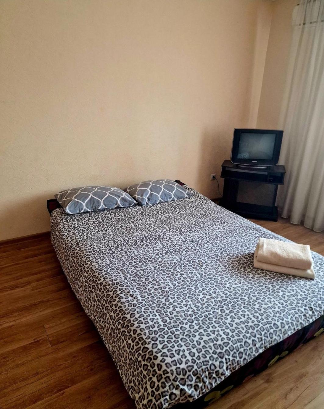 Apartment On Kravchuka, 11B Lutsk Ngoại thất bức ảnh