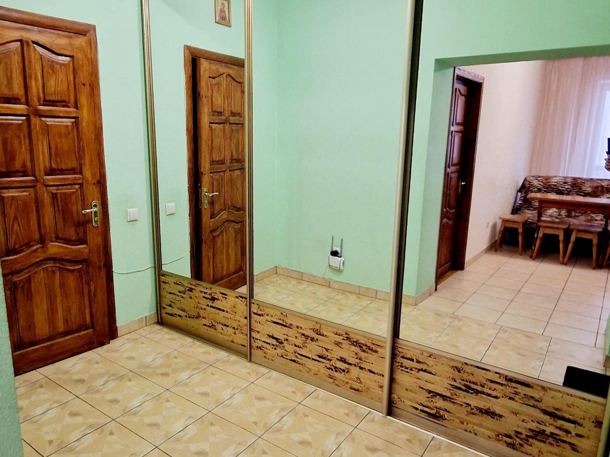 Apartment On Kravchuka, 11B Lutsk Ngoại thất bức ảnh