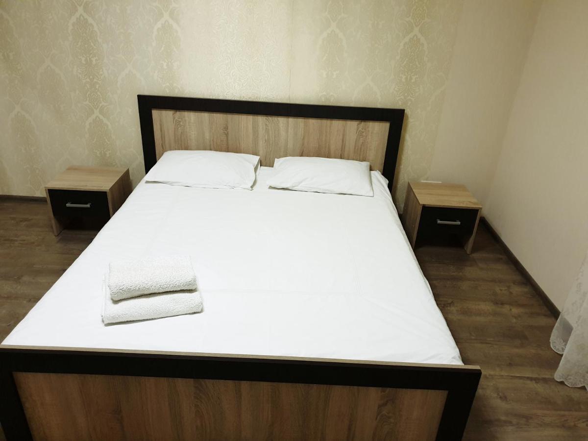 Apartment On Kravchuka, 11B Lutsk Ngoại thất bức ảnh