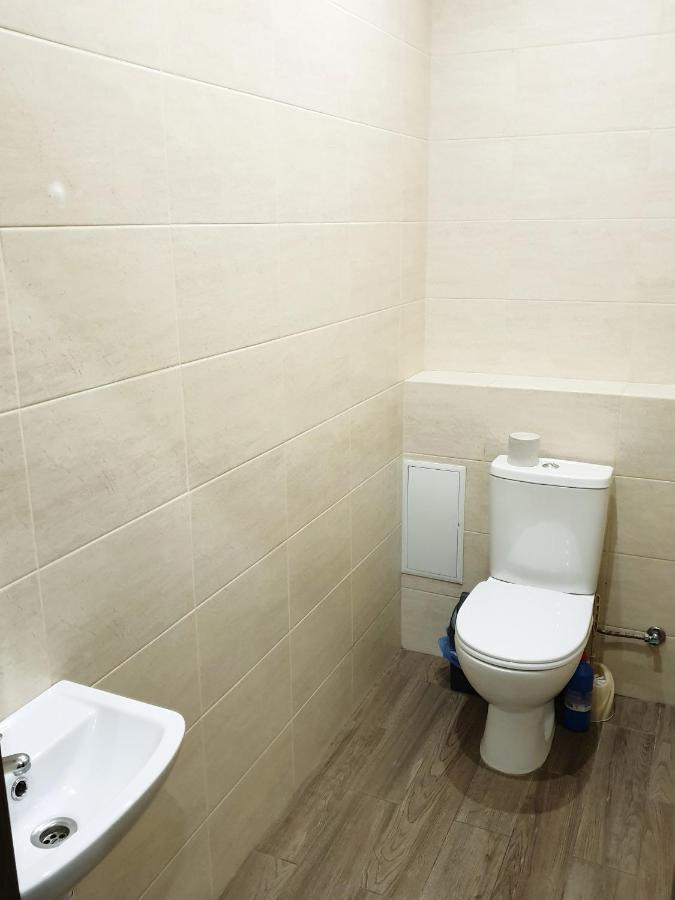 Apartment On Kravchuka, 11B Lutsk Ngoại thất bức ảnh
